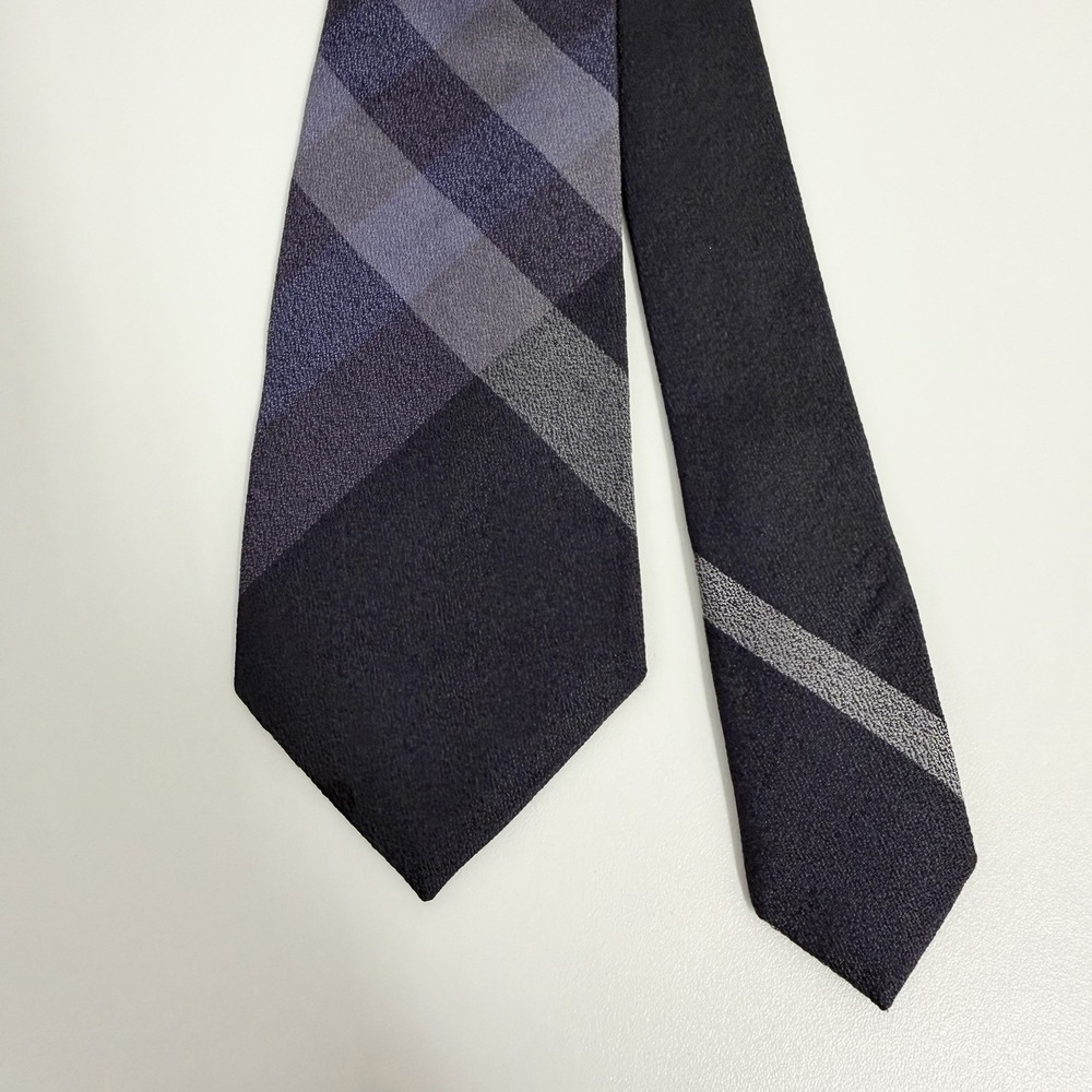 Burberry London Skinny Tie Eggplant Purple Nova Check Plaid Silk 2.75" x 58.5"